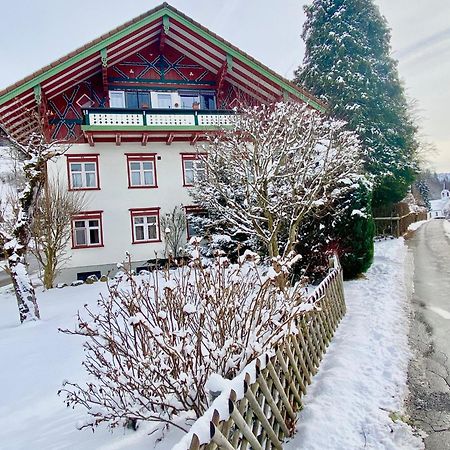 Ferienwohnung Resl - Geschmackvoll Renoviert & Zentral Im Historischen Schindelhaus 上施陶芬 外观 照片