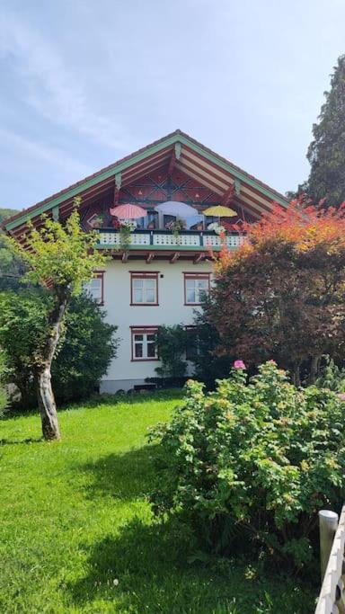 Ferienwohnung Resl - Geschmackvoll Renoviert & Zentral Im Historischen Schindelhaus 上施陶芬 外观 照片